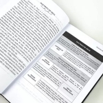 Bíblia de Estudo com Teologia Sistemática | NVI | Capa Dura Preta